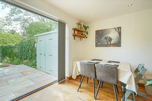 Taptonville Head Broomhill